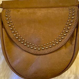 GUC Sundance mini leather crossbody/Fanny pack adjustable bag